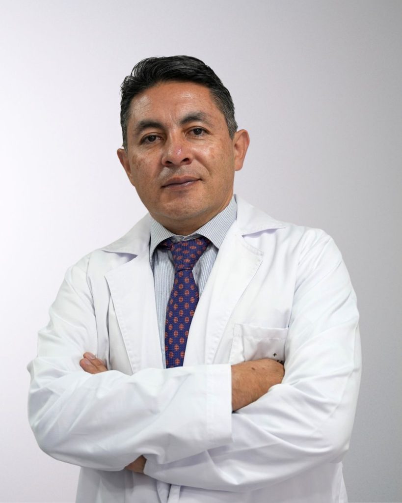 Dr. Haylmanrth Fernan Contreras Ramos
